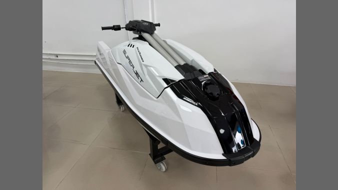 04 SuperJet 2022