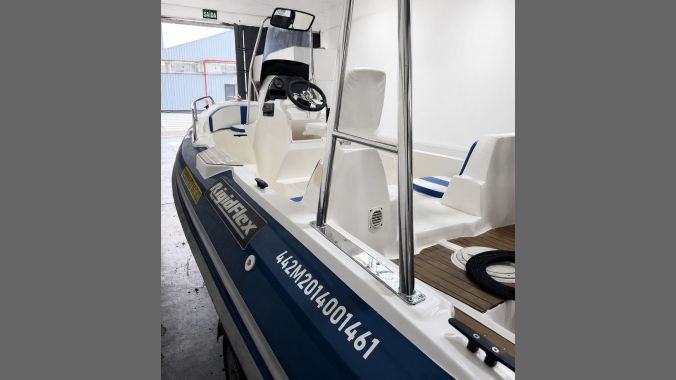 05 Lancha Rigidflex – 2013 (motor 2022)